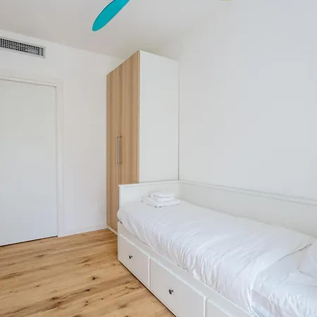 Yourbanflat Scrovegni Walk דירה